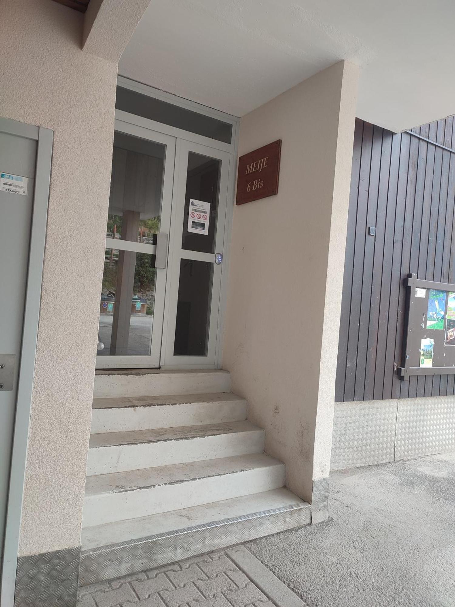 Le Cow'Sy 1800 Διαμέρισμα Λε Ντεζ Αλπ Εξωτερικό φωτογραφία